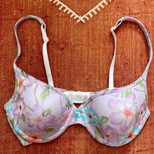 90s vintage Vanity Fair floral mesh underwire bra 36B